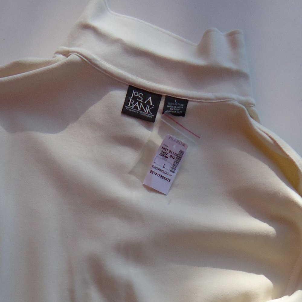 NWT. SIZE L. JOS. A. BANK The traveler long sleeve polo shirt. - Picture 16 of 16